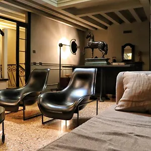 maison-matilda.hotelinveneto.com/
