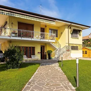 il-melograno-peschiera-del-garda.hotelinveneto.com/
