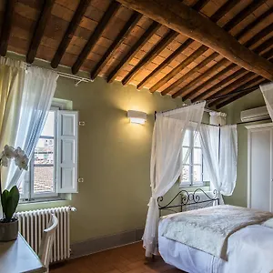 Residenza Di Via Fontana Frühstückspension Lucca