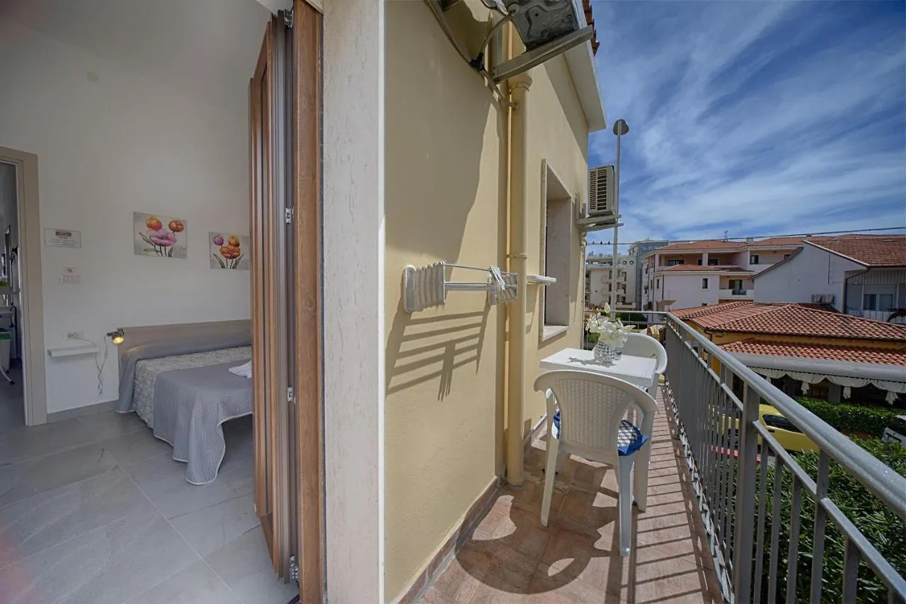Hotel Casa Lucia Olbia 3*,